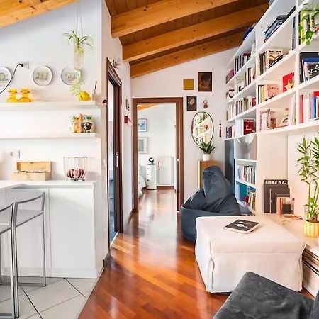 Le Domus Milano_Attic With Terrace Apartment ภายนอก รูปภาพ