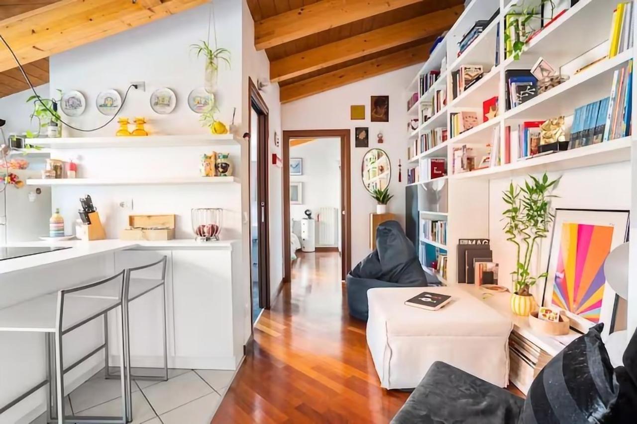 Le Domus Milano_Attic With Terrace Apartment ภายนอก รูปภาพ